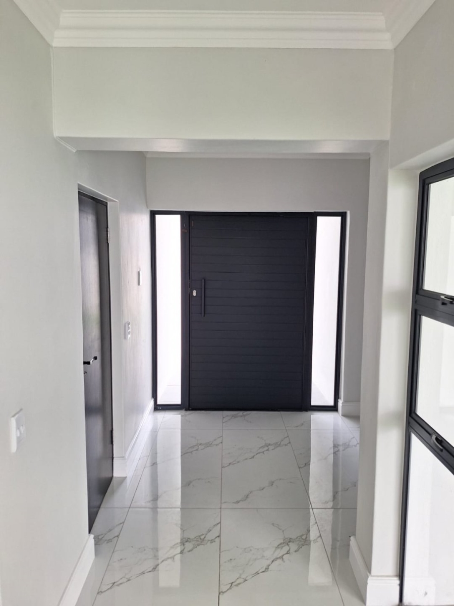 3 Bedroom Property for Sale in Sandown Western Cape